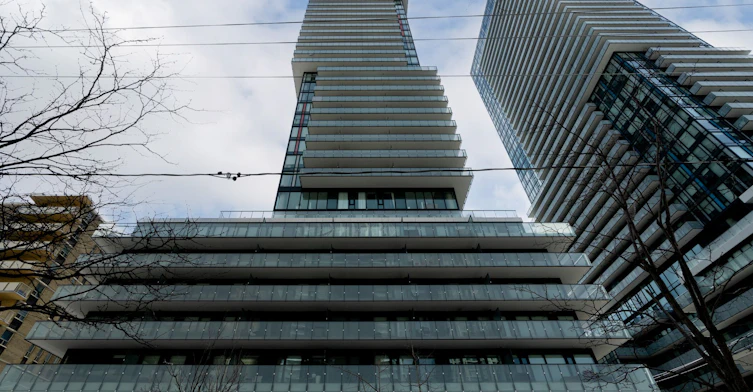 2710-185 Roehampton Avenue, Toronto, ON, M4P 0C6 - 3