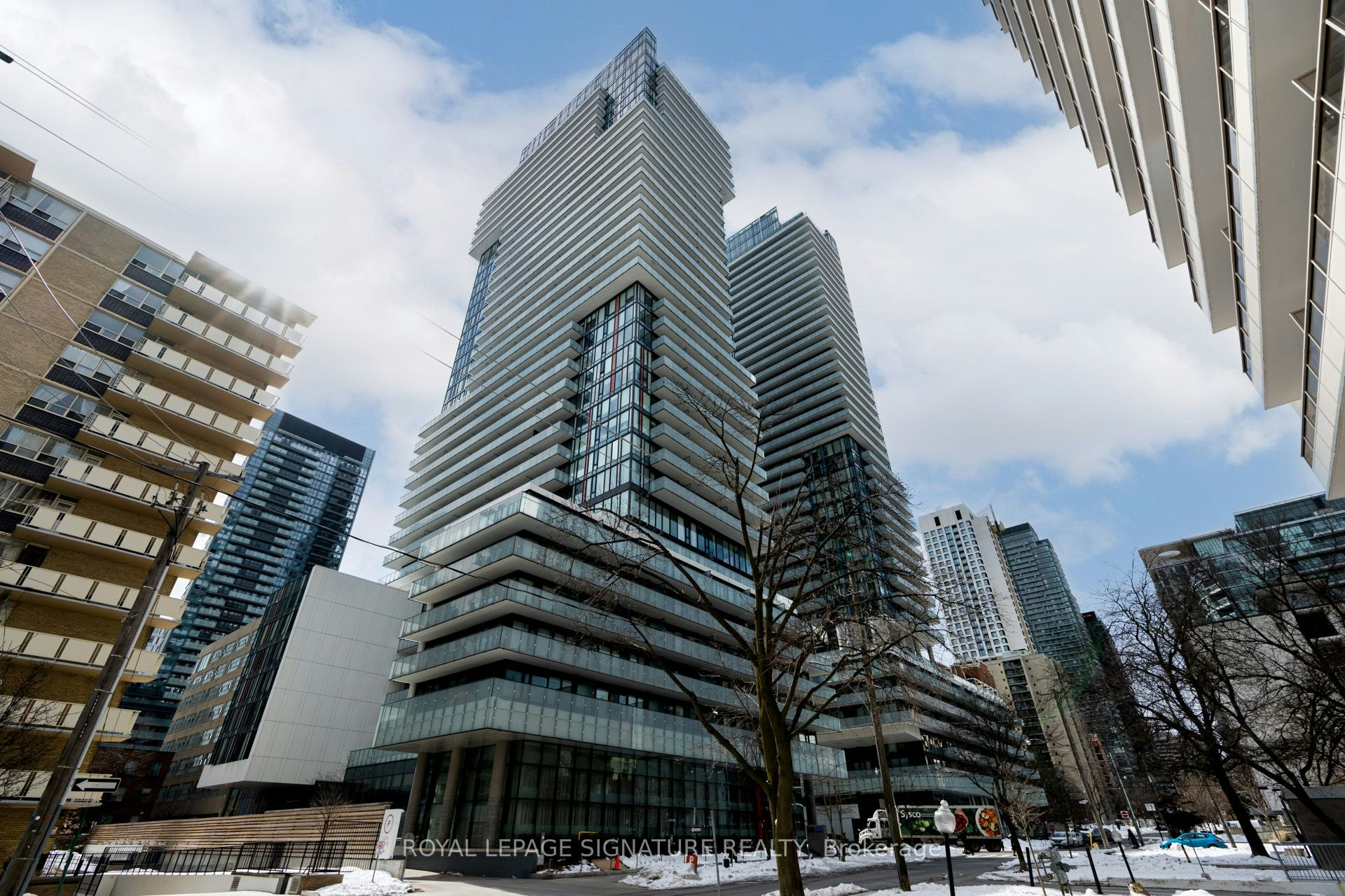 2710-185 Roehampton Avenue, Toronto, ON, M4P 0C6