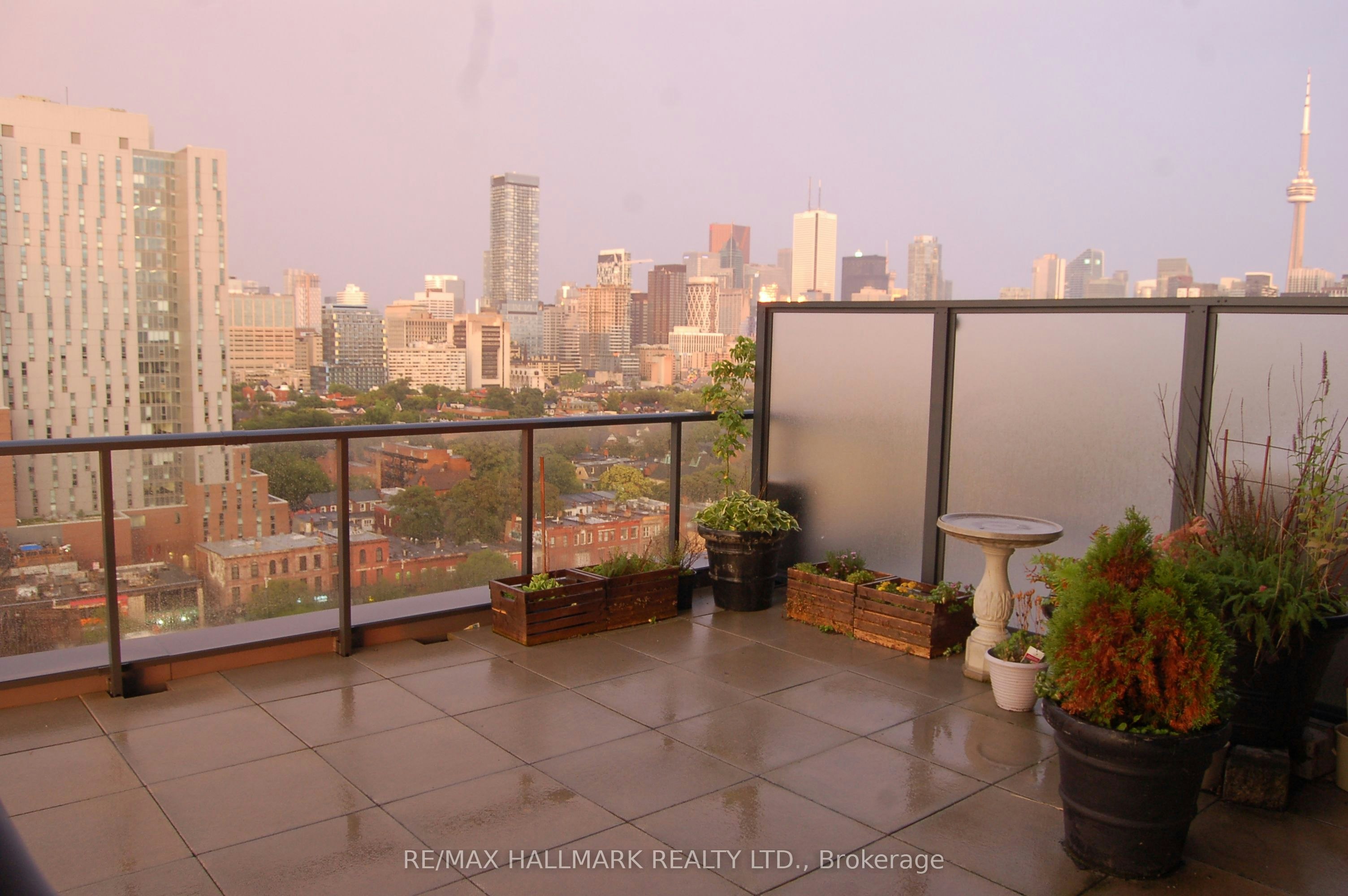 1608-297 College Street, Toronto, ON, M5T 0C2 - 11