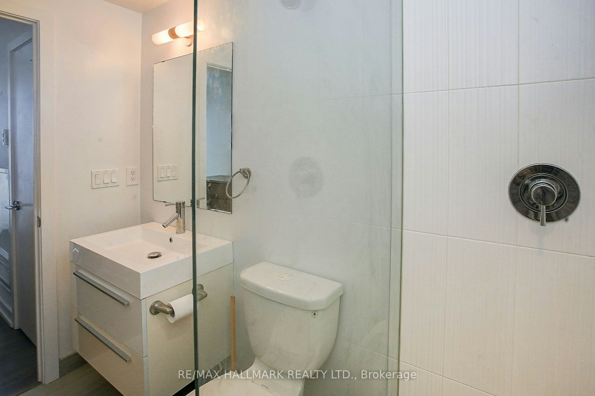 1608-297 College Street, Toronto, ON, M5T 0C2 - 5