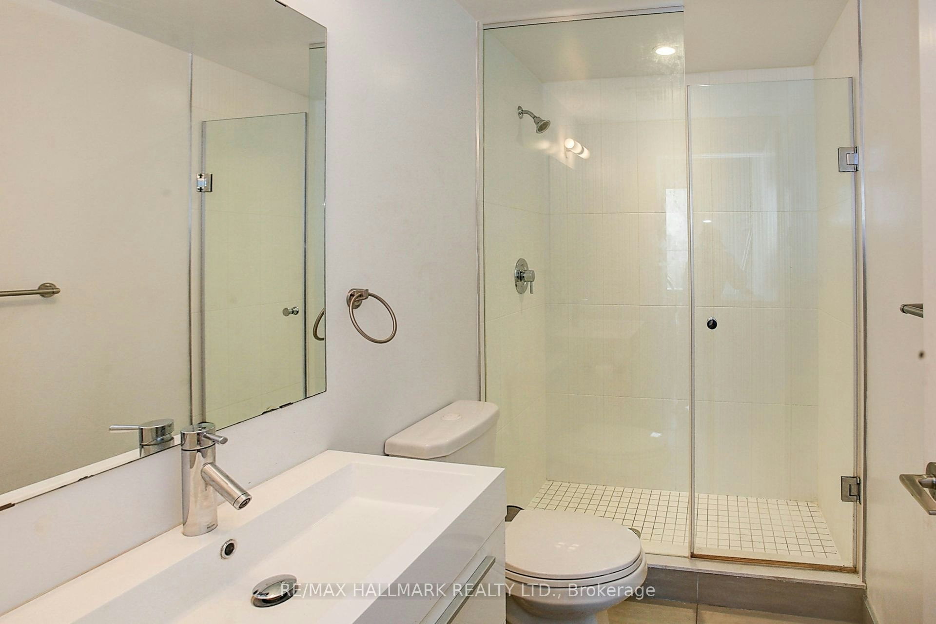 1608-297 College Street, Toronto, ON, M5T 0C2 - 4