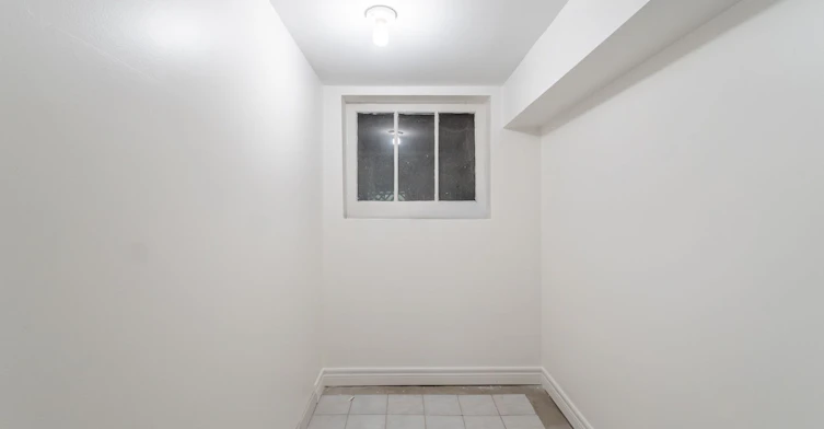 38 Henning Avenue, Toronto, ON, M4R 1X7 - 30