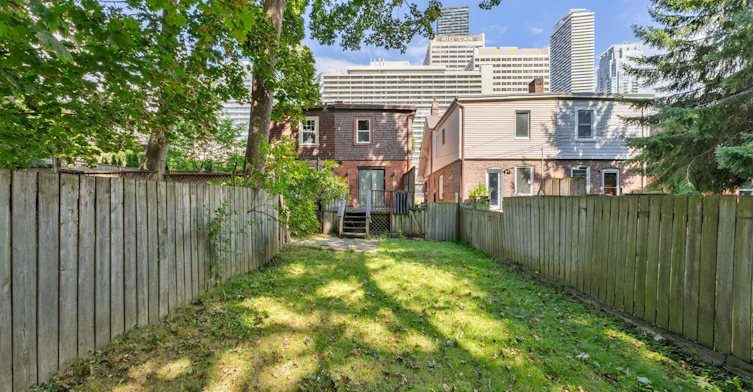 38 Henning Avenue, Toronto, ON, M4R 1X7 - 35