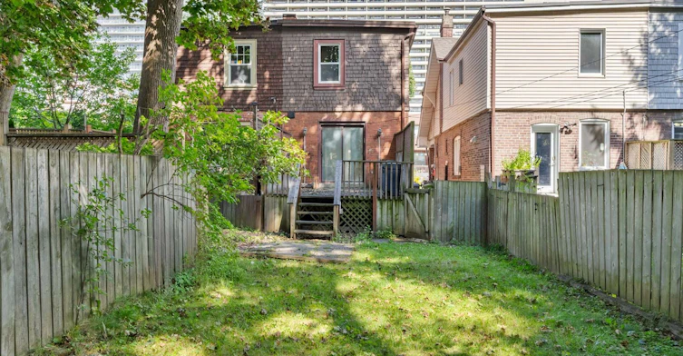 38 Henning Avenue, Toronto, ON, M4R 1X7 - 36
