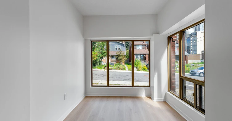 38 Henning Avenue, Toronto, ON, M4R 1X7 - 10