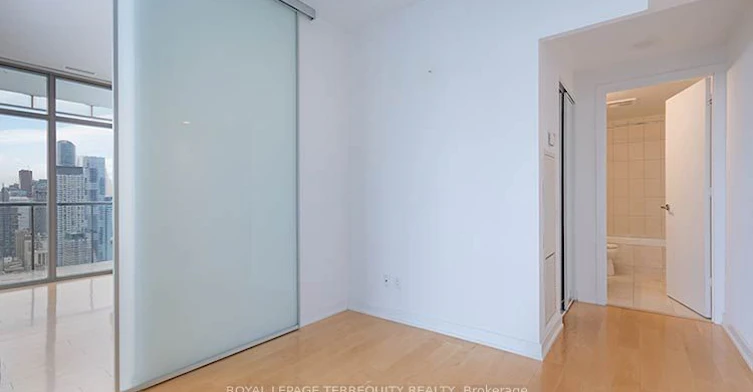 3902-33 Charles Street E, Toronto, ON, M4Y 0A2 - 13