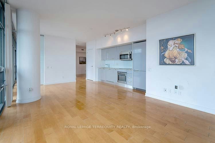 3902-33 Charles Street E, Toronto, ON, M4Y 0A2 - 3
