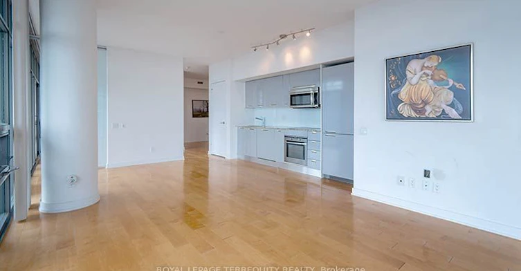 3902-33 Charles Street E, Toronto, ON, M4Y 0A2 - 3