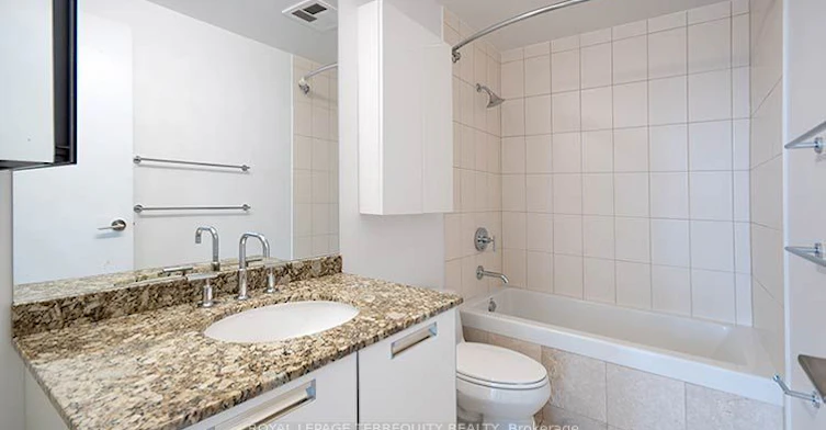 3902-33 Charles Street E, Toronto, ON, M4Y 0A2 - 15