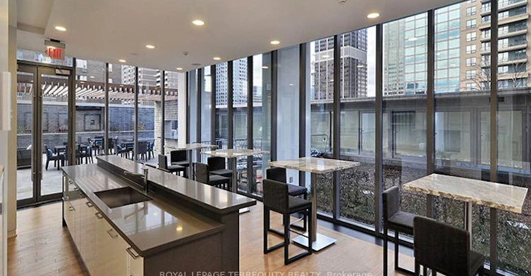 3902-33 Charles Street E, Toronto, ON, M4Y 0A2 - 29