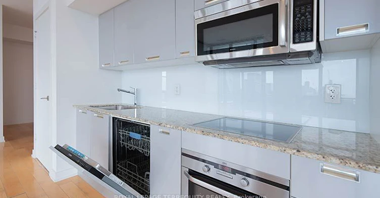 3902-33 Charles Street E, Toronto, ON, M4Y 0A2 - 6