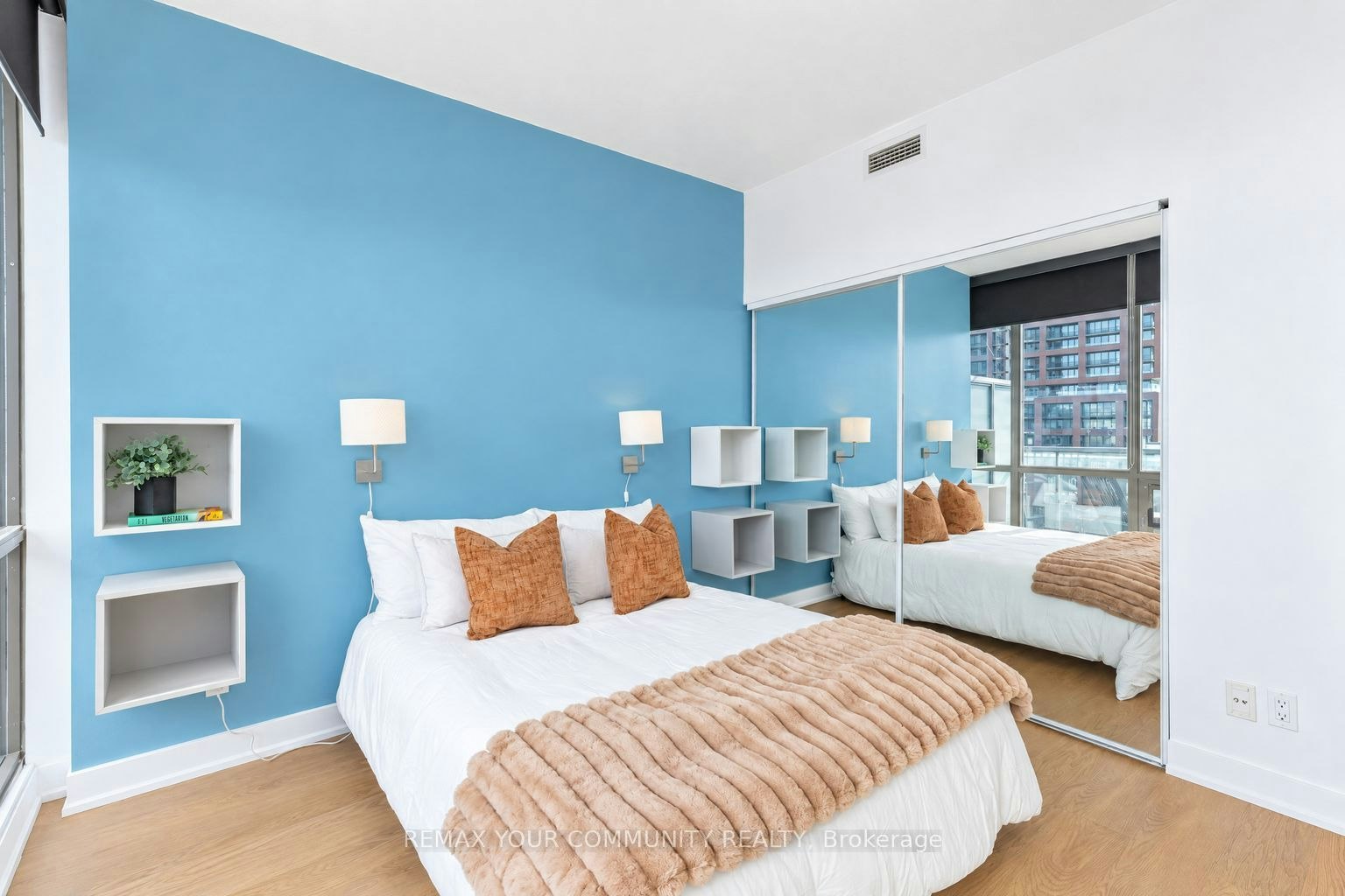 1105-33 Mill Street, Toronto, ON, M5A 3R3 - 9
