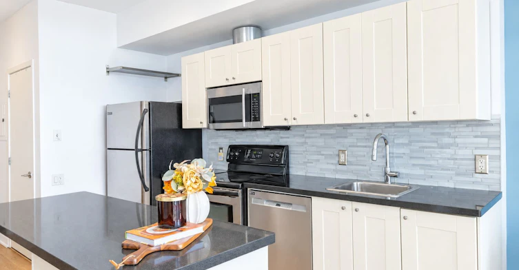 1105-33 Mill Street, Toronto, ON, M5A 3R3 - 5
