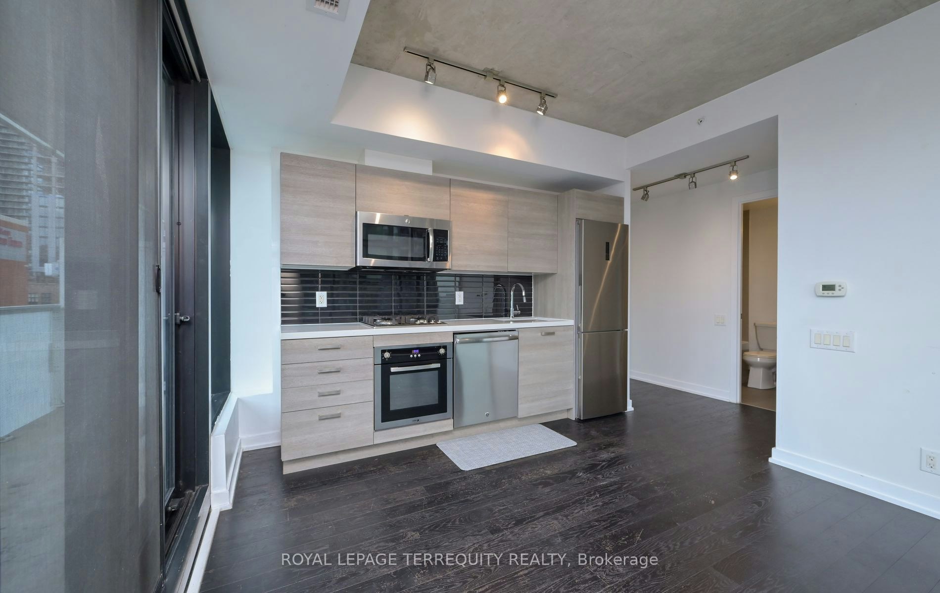 1103-11 Charlotte Street, Toronto, ON, M5V 2H5 - 5