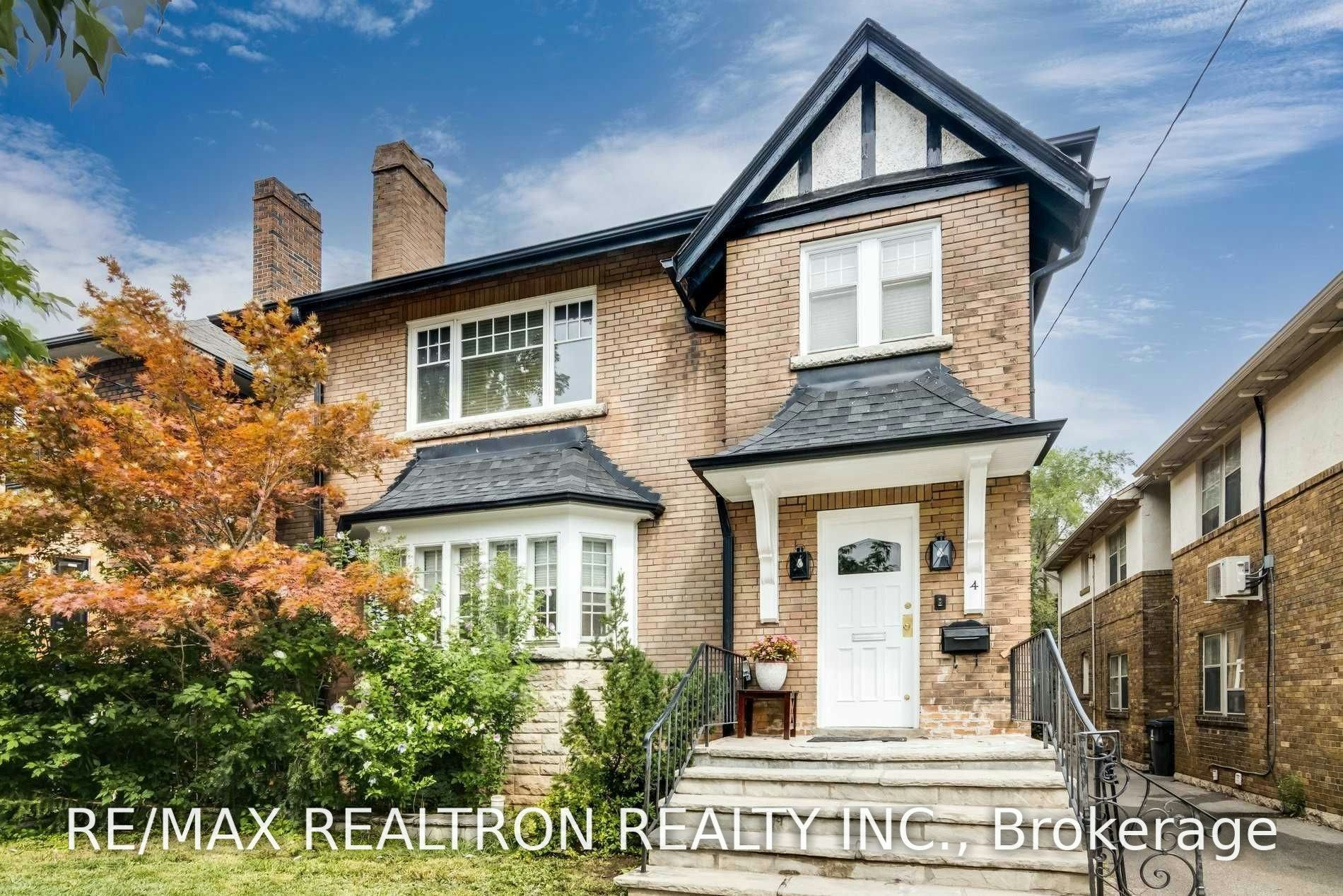 Upper-4 Hillholm Road, Toronto, ON, M5P 1M2 - 2