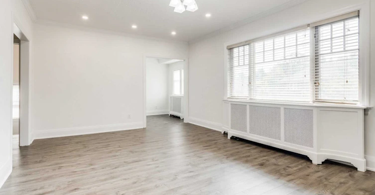 Upper-4 Hillholm Road, Toronto, ON, M5P 1M2 - 9