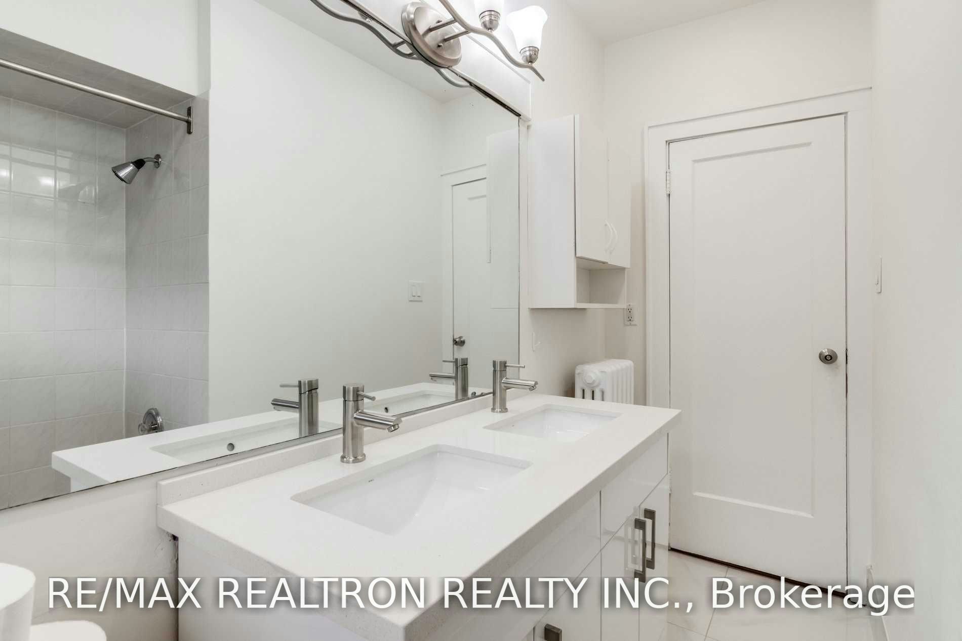 Upper-4 Hillholm Road, Toronto, ON, M5P 1M2 - 21