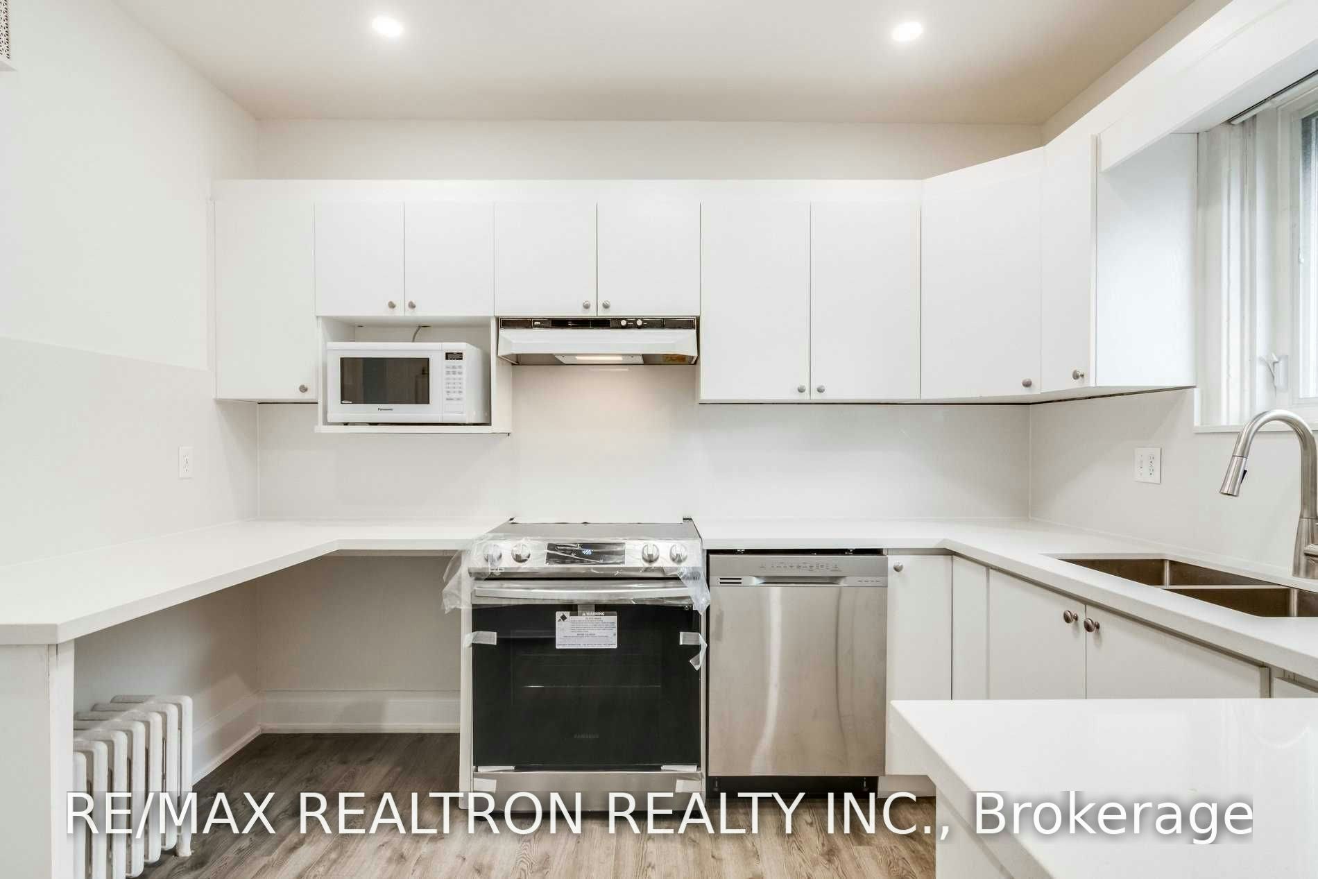 Upper-4 Hillholm Road, Toronto, ON, M5P 1M2 - 14