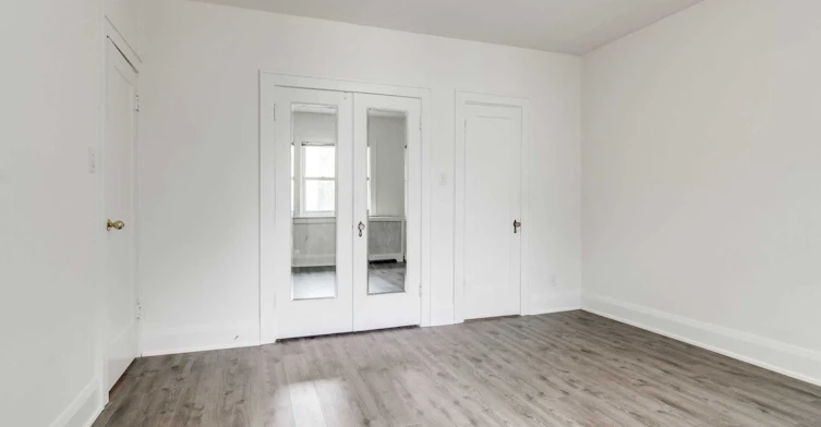 Upper-4 Hillholm Road, Toronto, ON, M5P 1M2 - 24