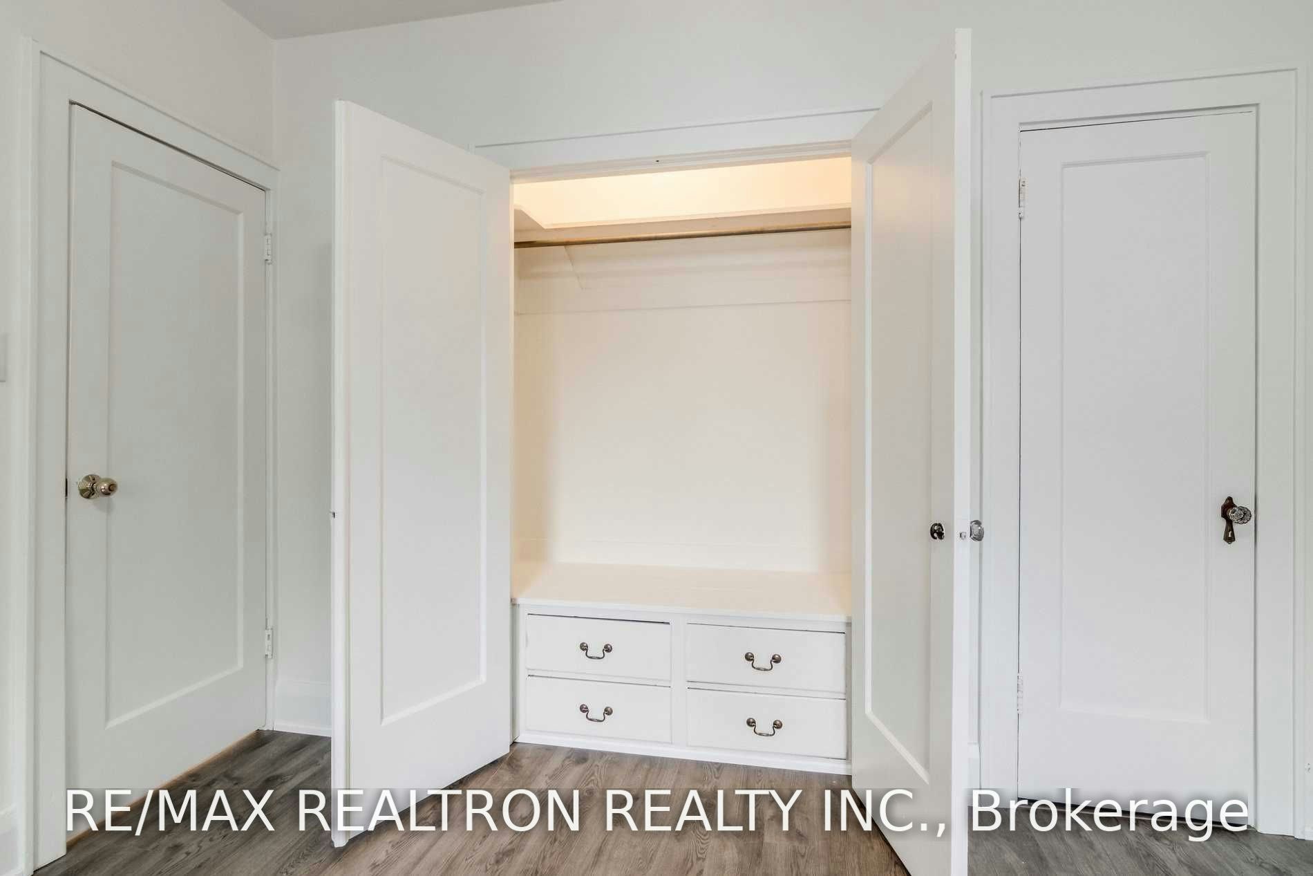 Upper-4 Hillholm Road, Toronto, ON, M5P 1M2 - 29