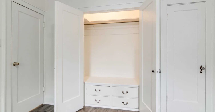 Upper-4 Hillholm Road, Toronto, ON, M5P 1M2 - 29