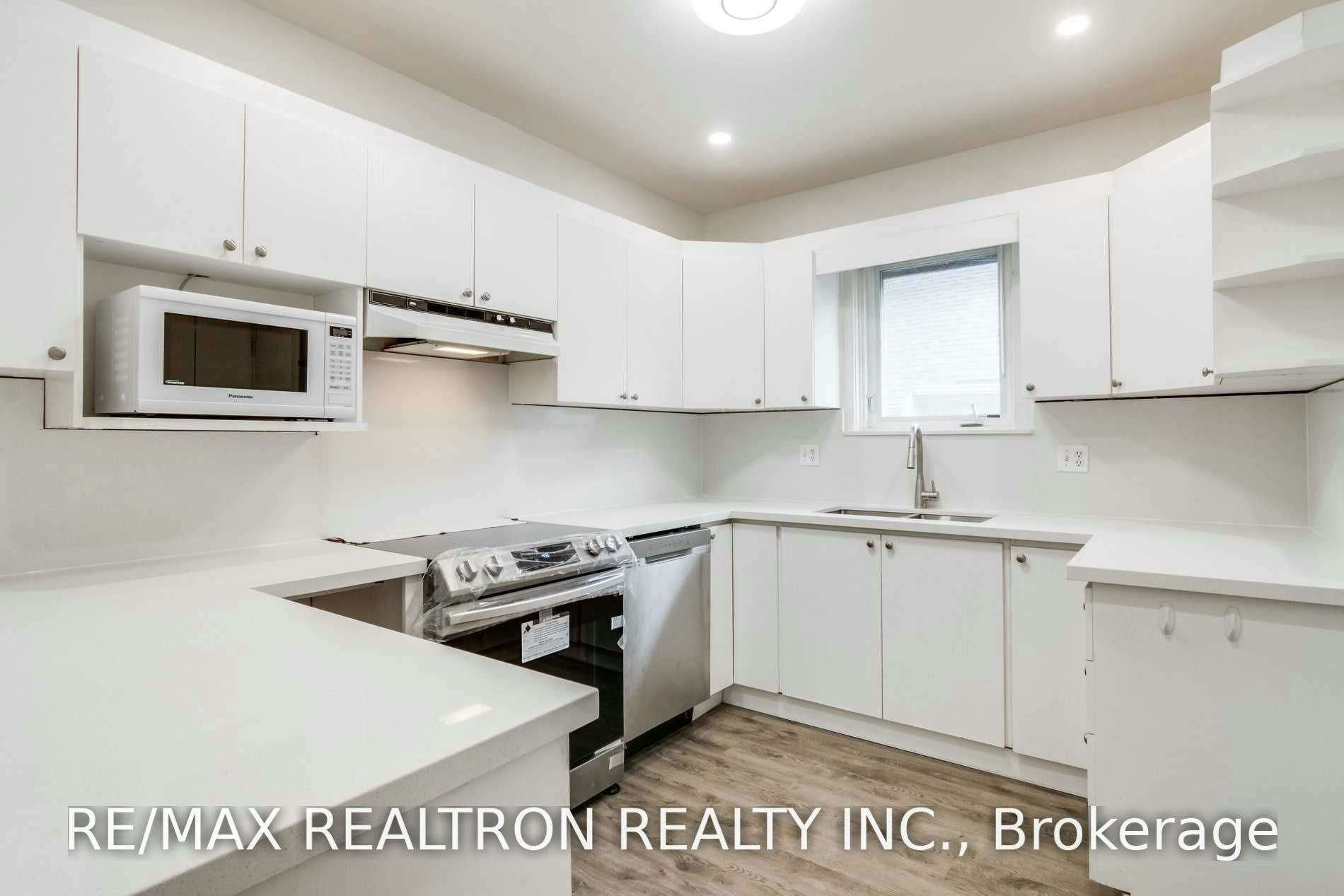 Upper-4 Hillholm Road, Toronto, ON, M5P 1M2 - 13