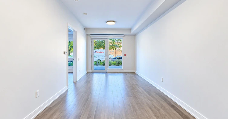 106-2525 Bathurst Street, Toronto, ON, M6B 2Y9 - 4
