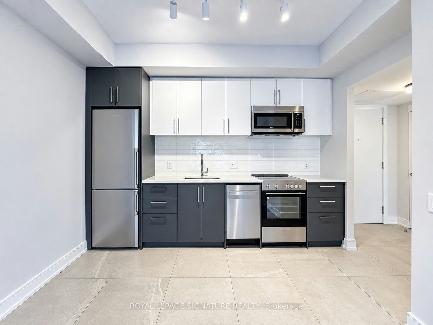 106-2525 Bathurst Street, Toronto, ON, M6B 2Y9 - 9