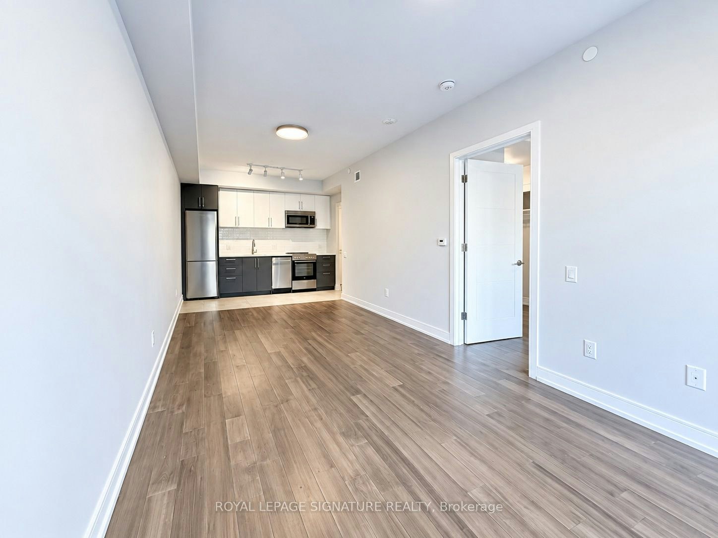 106-2525 Bathurst Street, Toronto, ON, M6B 2Y9 - 8