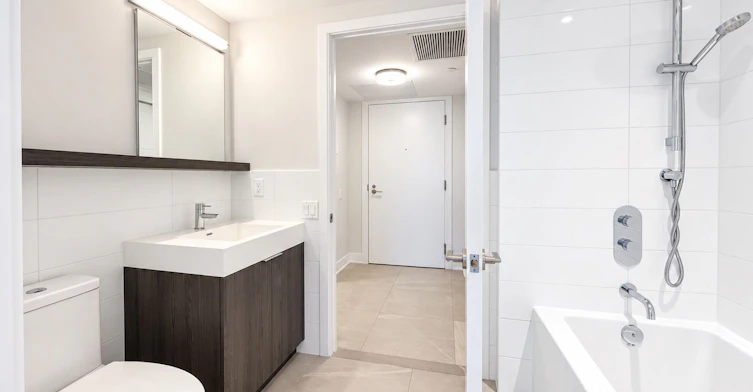 106-2525 Bathurst Street, Toronto, ON, M6B 2Y9 - 12