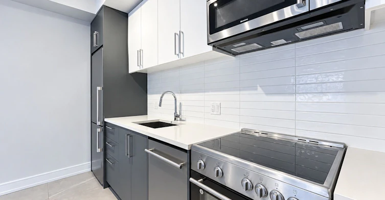 106-2525 Bathurst Street, Toronto, ON, M6B 2Y9 - 6
