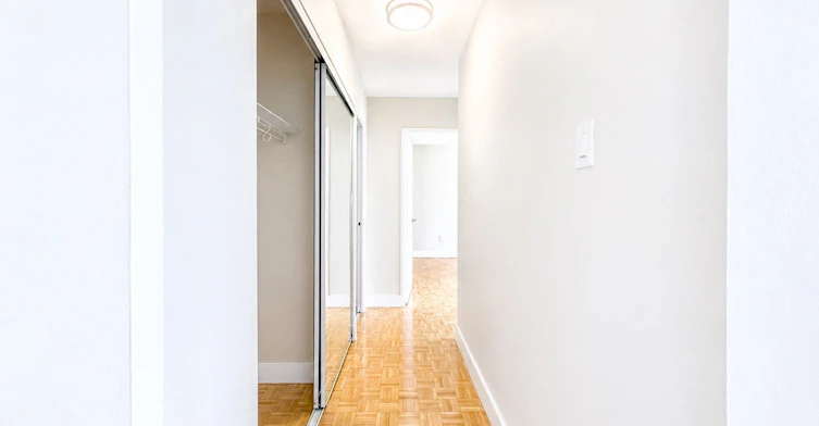 410-666 Spadina Avenue, Toronto, ON, M5S 2H8 - 4