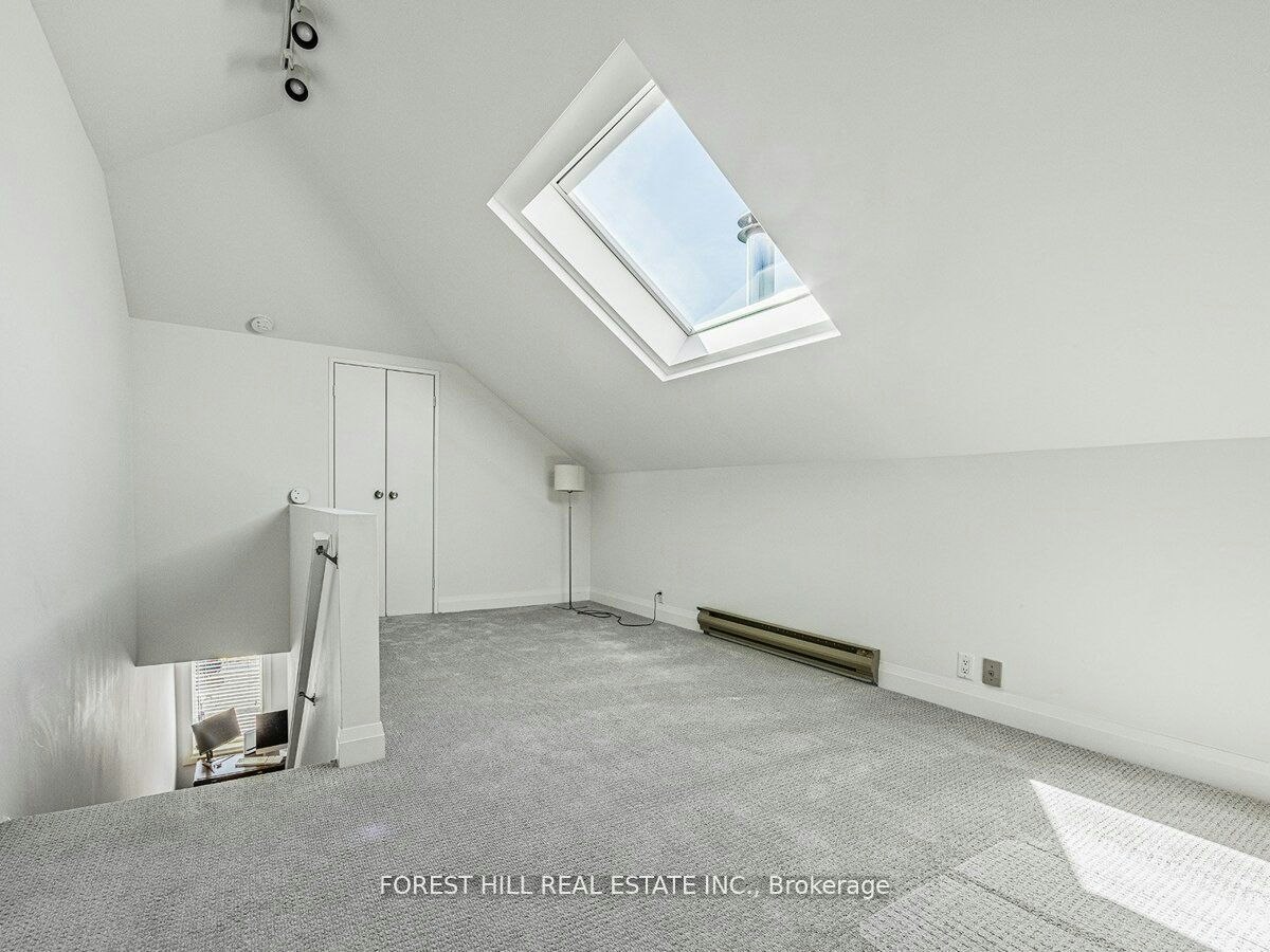 2nd & 3rd Floor-14B Glenview Avenue, Toronto, ON, M4R 1P6 - 24