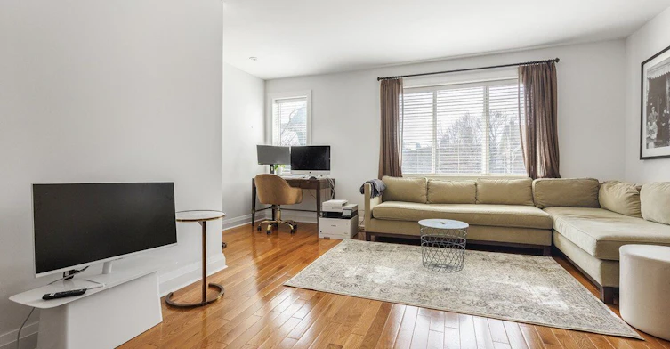2nd & 3rd Floor-14B Glenview Avenue, Toronto, ON, M4R 1P6 - 4