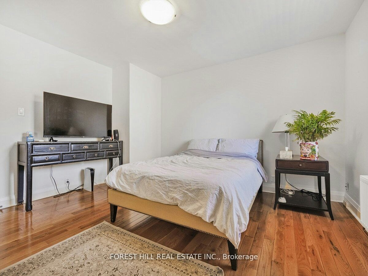 2nd & 3rd Floor-14B Glenview Avenue, Toronto, ON, M4R 1P6 - 17
