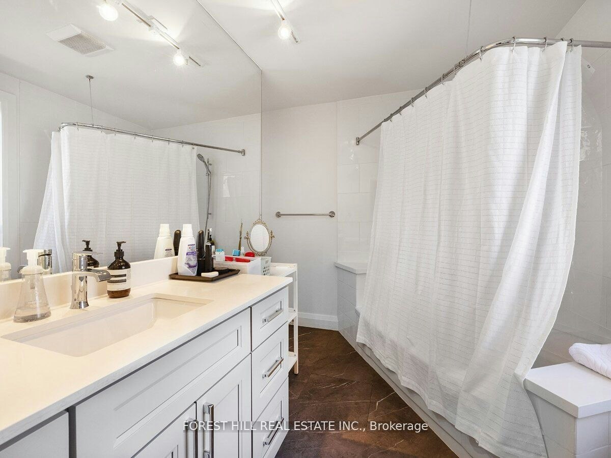 2nd & 3rd Floor-14B Glenview Avenue, Toronto, ON, M4R 1P6 - 20