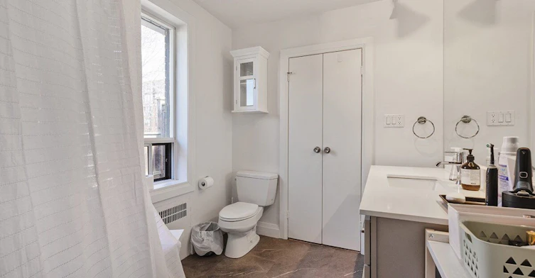 2nd & 3rd Floor-14B Glenview Avenue, Toronto, ON, M4R 1P6 - 21