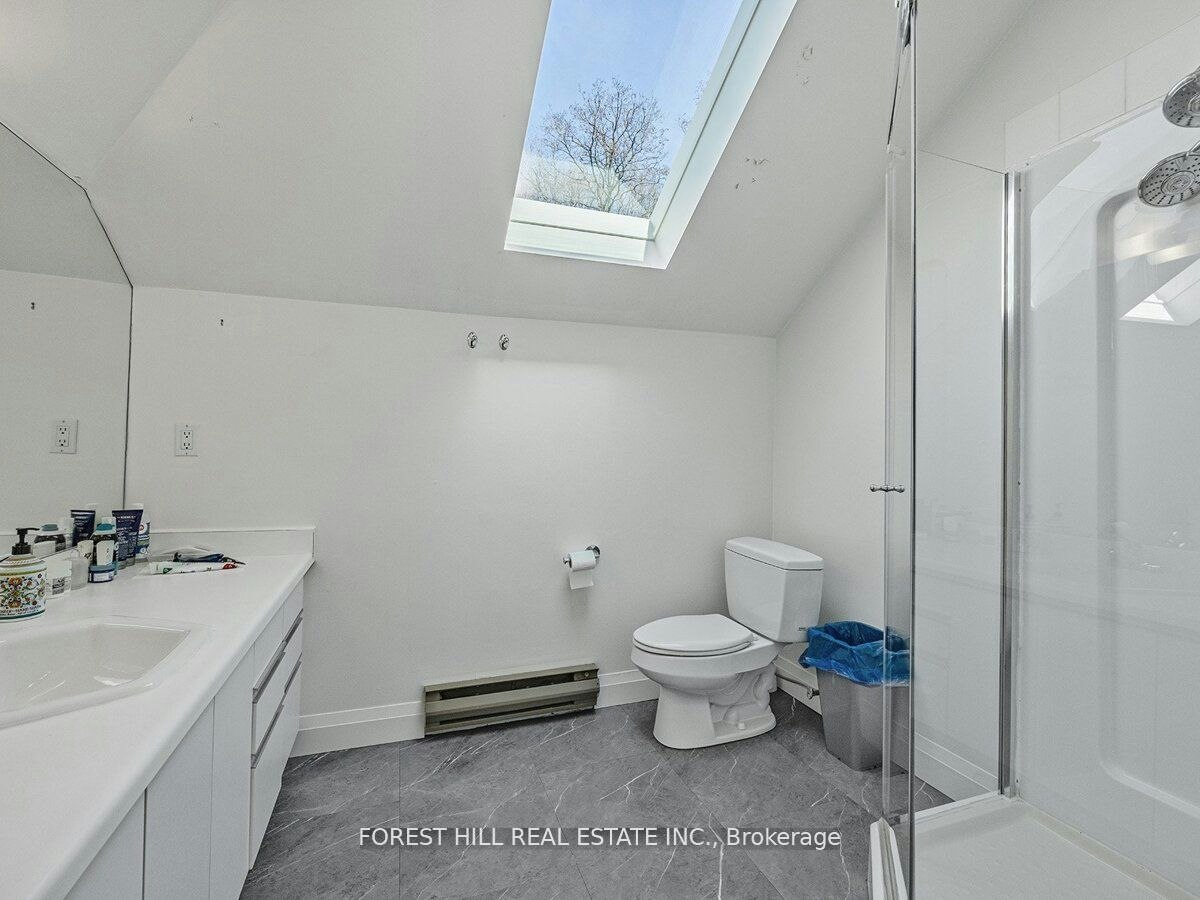 2nd & 3rd Floor-14B Glenview Avenue, Toronto, ON, M4R 1P6 - 23