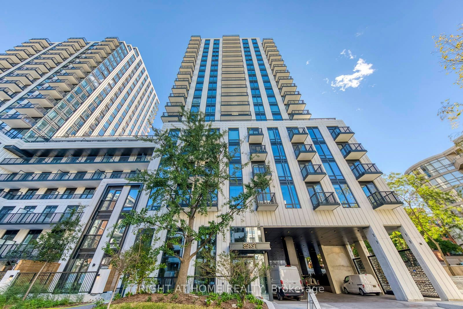 837-91 Montclair Avenue, Toronto, ON, M5P 0B1
