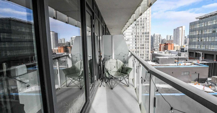 1504-197 Yonge Street, Toronto, ON, M5B 1M4 - 14