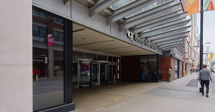 1504-197 Yonge Street, Toronto, ON, M5B 1M4 - 25