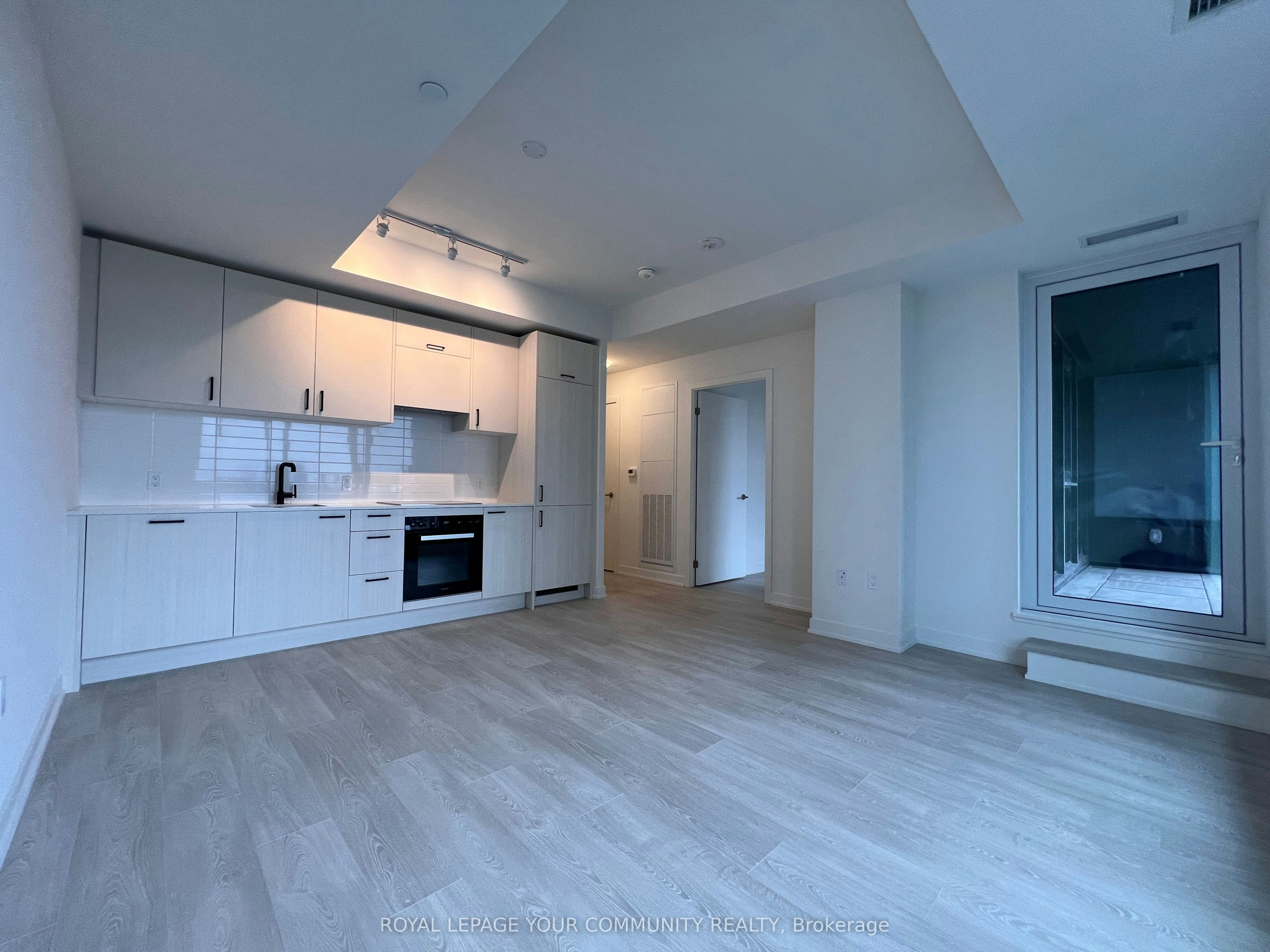 2020-1 Quarrington Lane, Toronto, ON, M3C 0S4 - 13