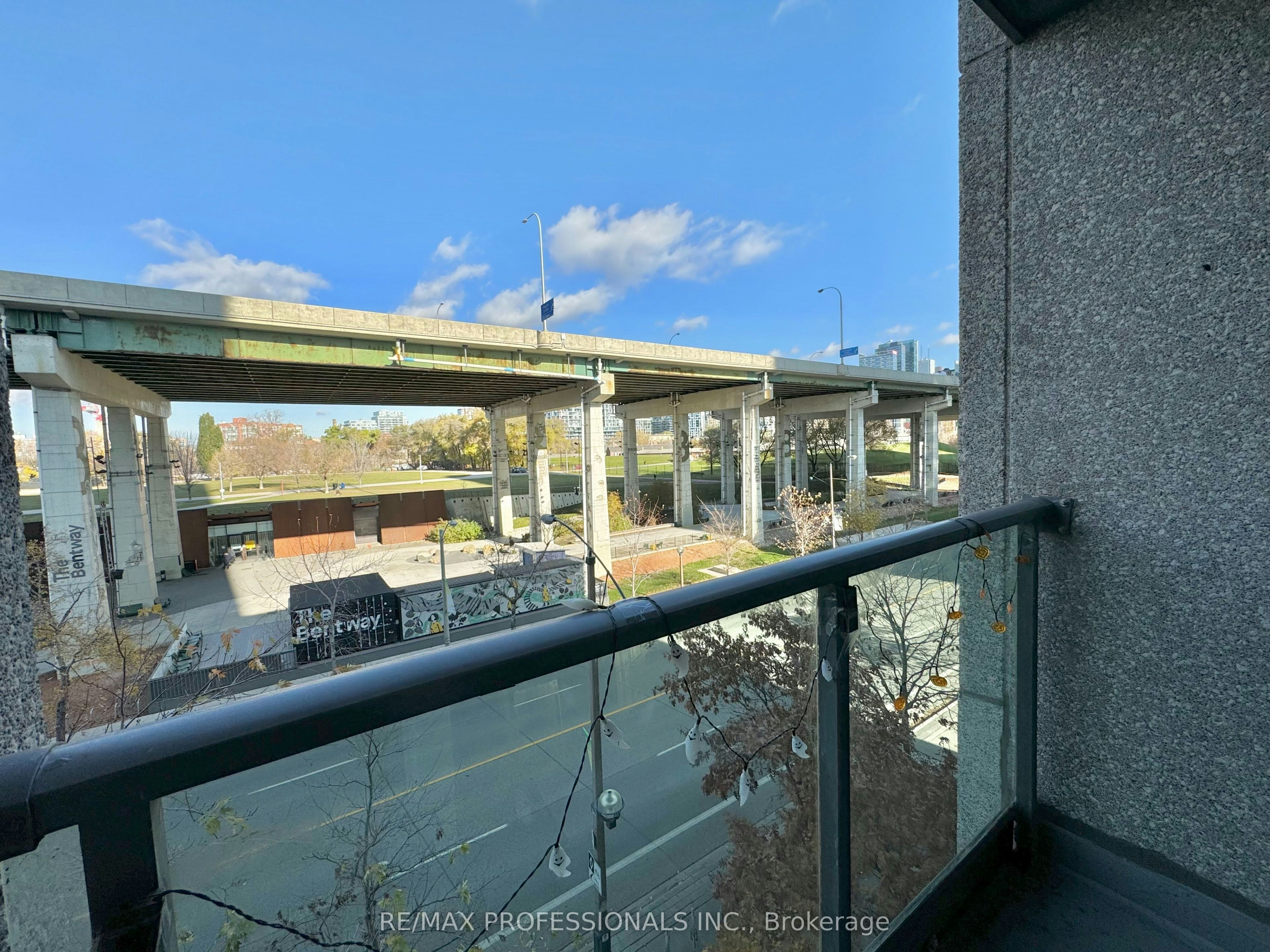 428-231 Fort York Boulevard, Toronto, ON, M5V 1B2 - 9