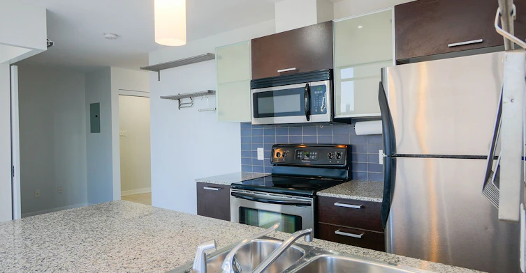 2107-37 Grosvenor Street, Toronto, ON, M4Y 3G5 - 4