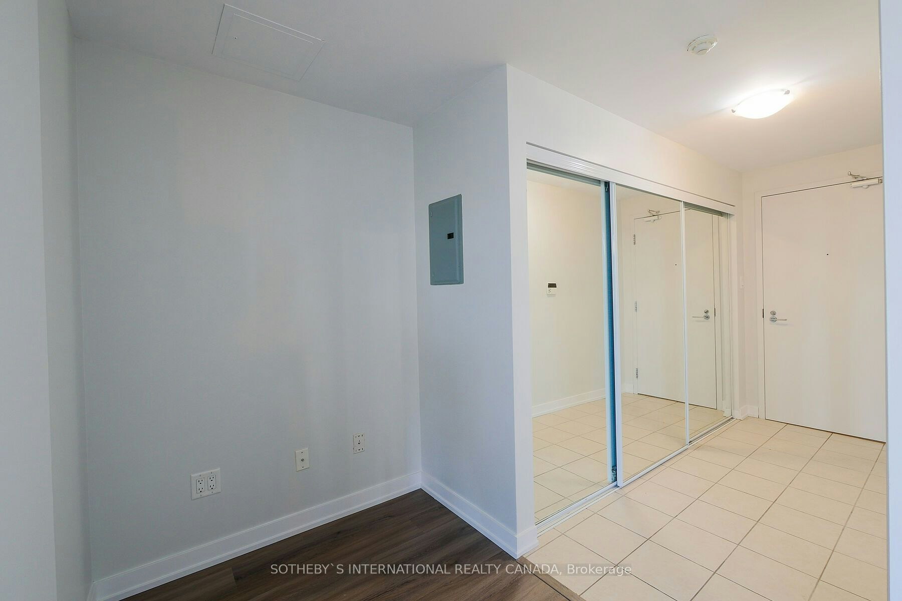 2107-37 Grosvenor Street, Toronto, ON, M4Y 3G5 - 2
