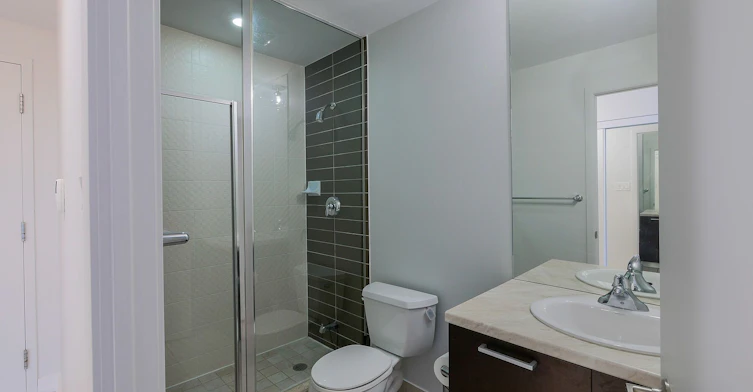 2107-37 Grosvenor Street, Toronto, ON, M4Y 3G5 - 3
