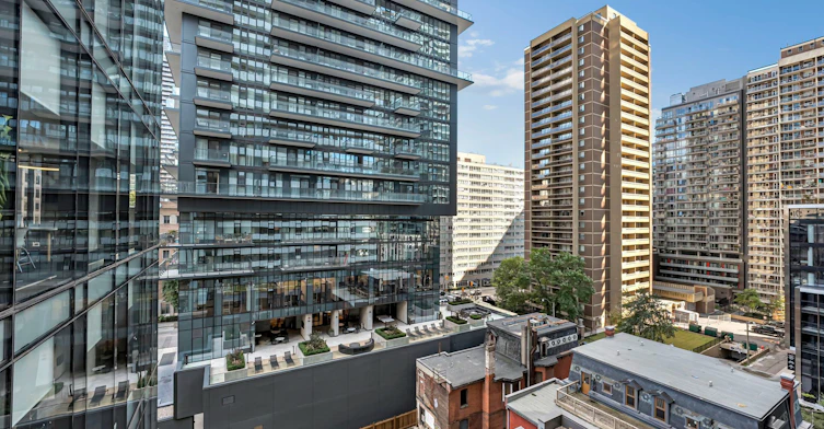 711-50 Charles Street E, Toronto, ON, M4Y 0C3 - 21