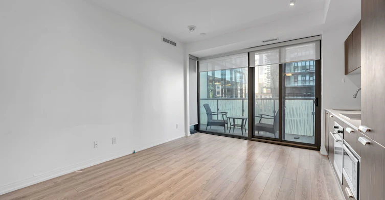 711-50 Charles Street E, Toronto, ON, M4Y 0C3 - 9