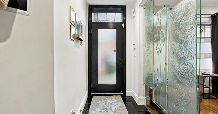 23 New Street, Toronto, ON, M5R 1P7 - 4