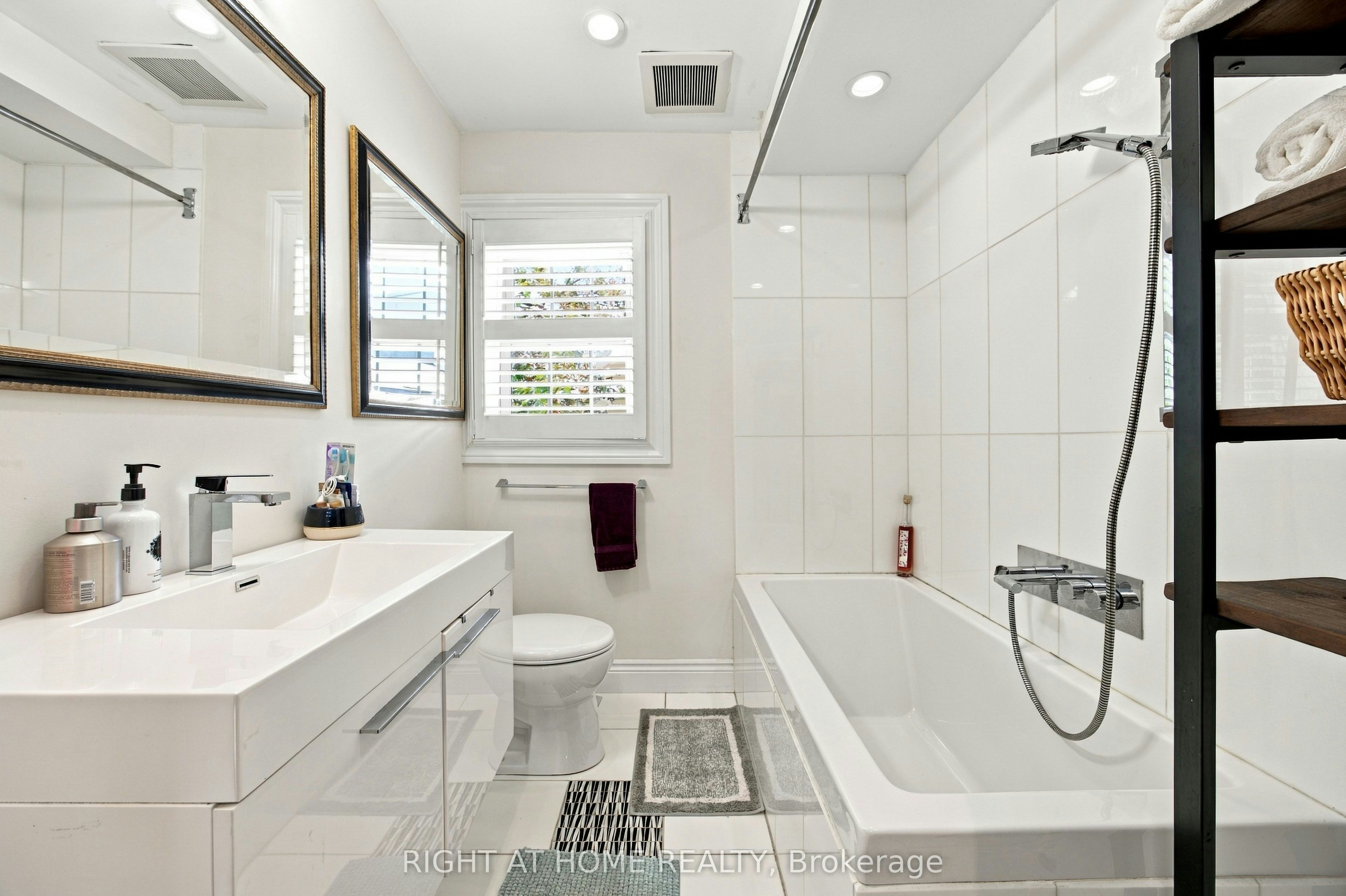 23 New Street, Toronto, ON, M5R 1P7 - 18